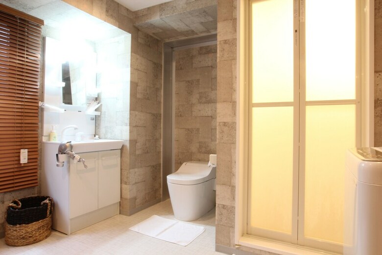 Shimanouchi Luxury Apartment
