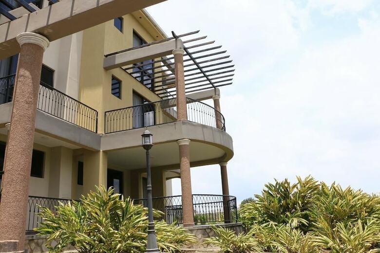 Hotel Ankole Resort & Spa