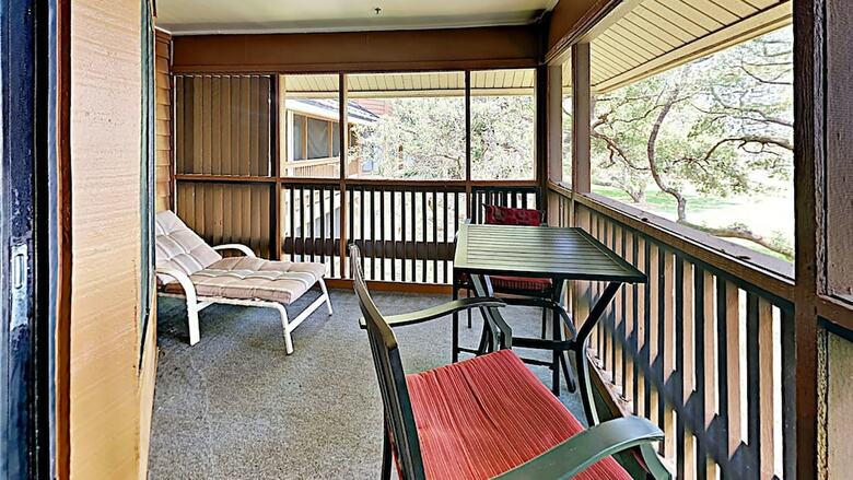 Laurel Court #205