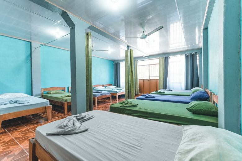 Hostal Hotel Hoja de Oro Corcovado