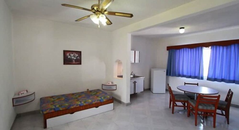 Hotel Dorados Conventions & Resort