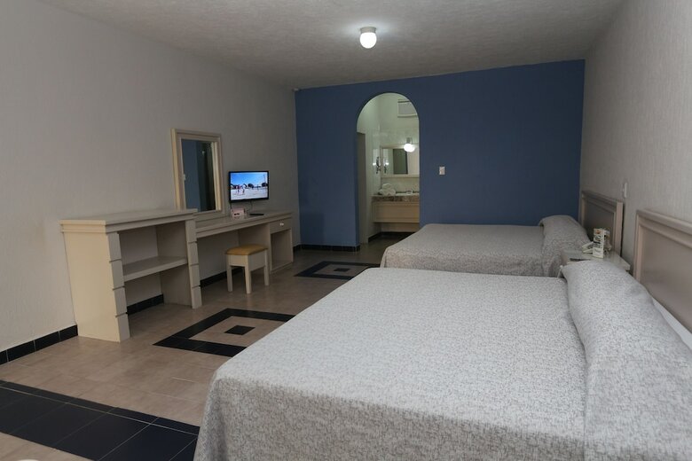 Hotel Dorados Conventions & Resort