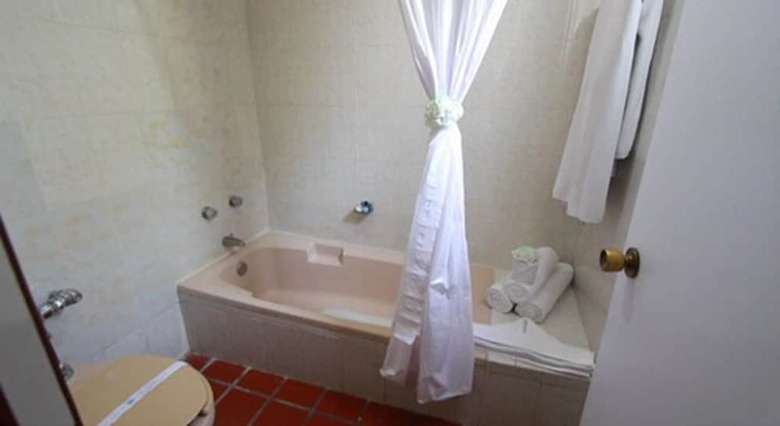 Hotel Dorados Conventions & Resort