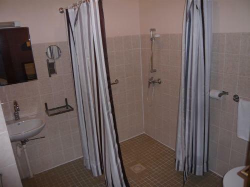 Hotel H�tel Les Gabarres