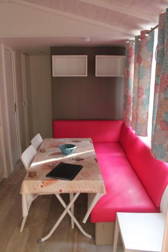 Village De Chalets Camping Bois Simonet