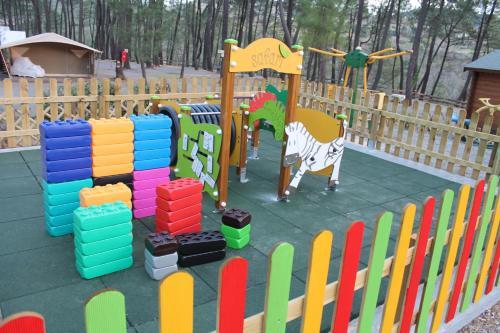 Village De Chalets Camping Bois Simonet