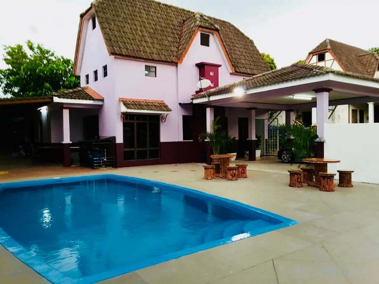 Apartamentos Charming Villa A Famosa