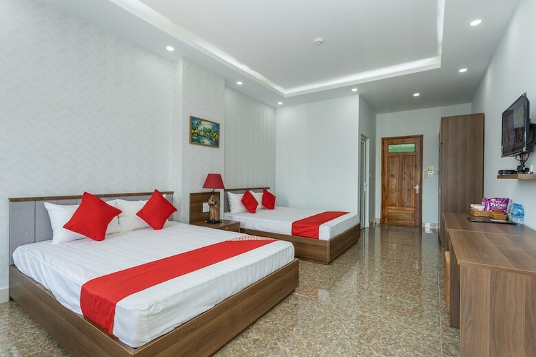 Oyo 1009 Capella Hotel