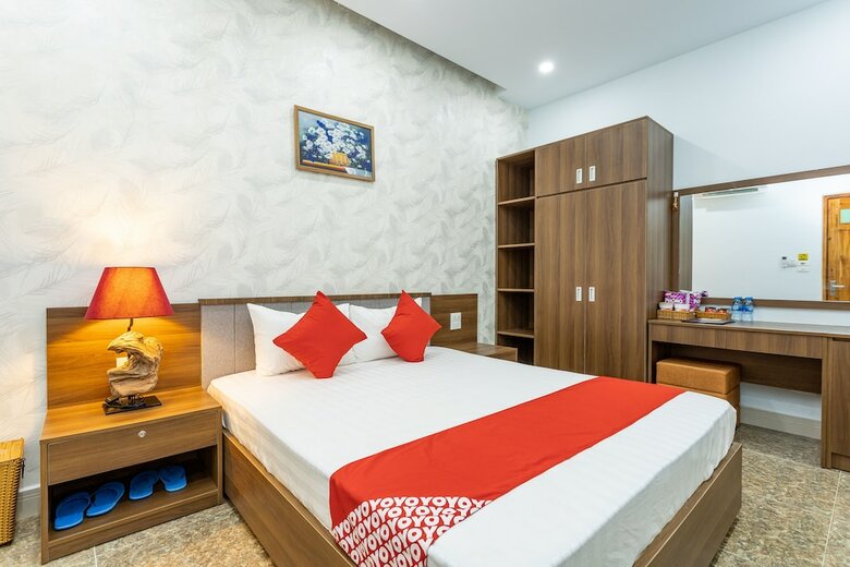 Oyo 1009 Capella Hotel