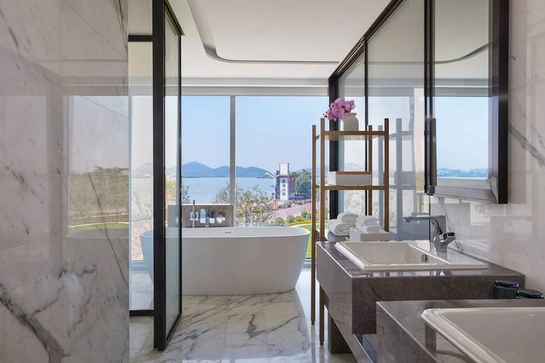 Xuzhou Marriott Hotel Lakeview