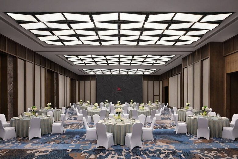 Xuzhou Marriott Hotel Lakeview