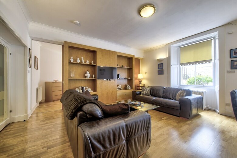Apartamentos Bright Georgian 1br Flat In West End