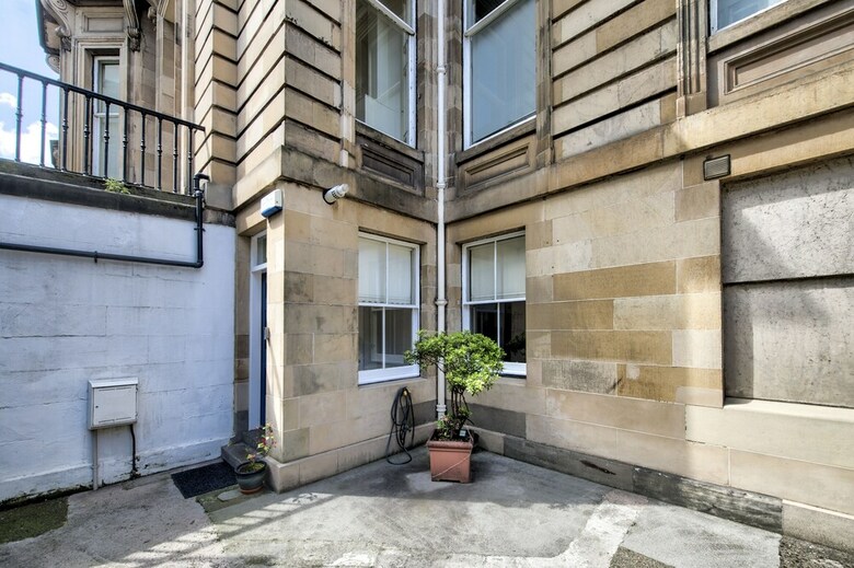 Apartamentos Bright Georgian 1br Flat In West End