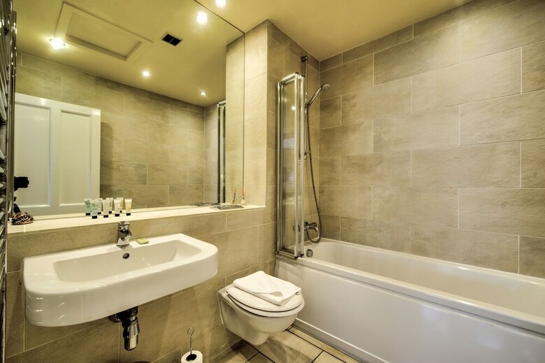 Apartamentos Bright Georgian 1br Flat In West End