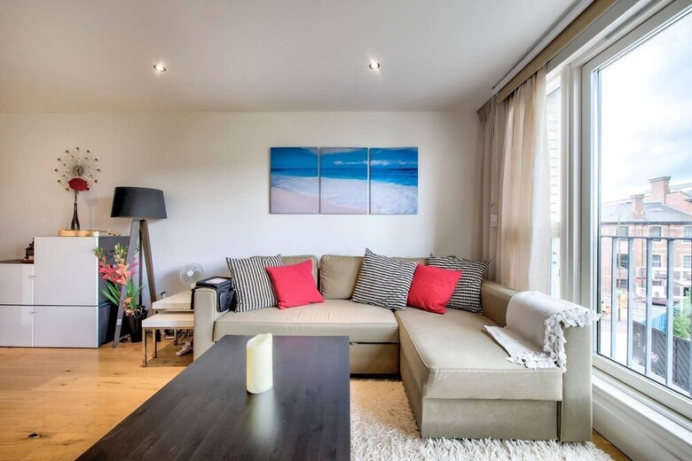 Apartamentos Bright, Modern 1 Bed In Melvin Walk