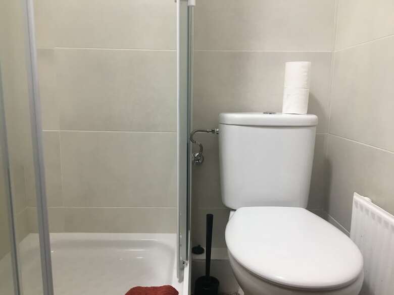 Apartamentos Amplio Y Luminoso Piso C�ntrico