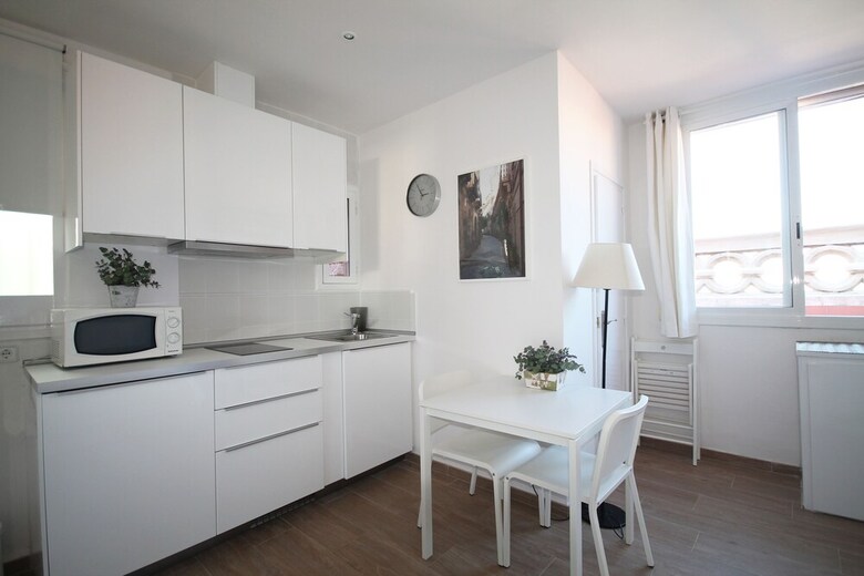 Apartamentos Genial �tico Con Terraza Privada