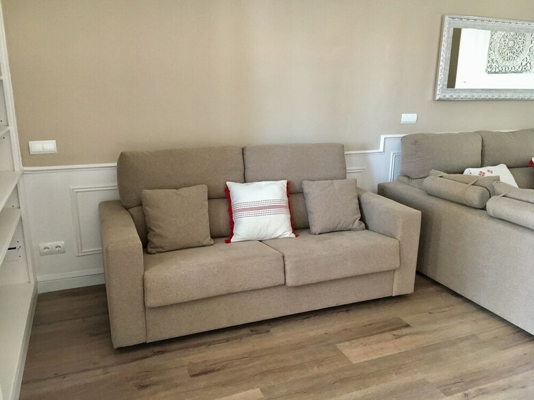 Apartamento  Impecable Estancia Con Metro Delante
