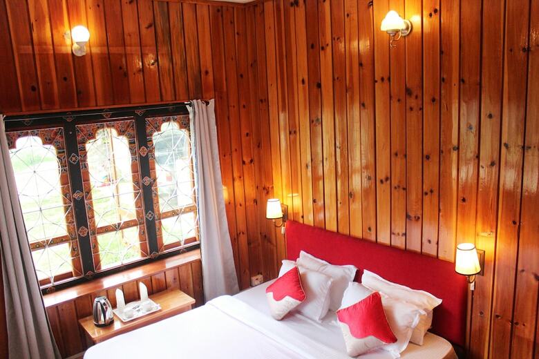 Hotel Pinewood Experiential Stay And Hideouts