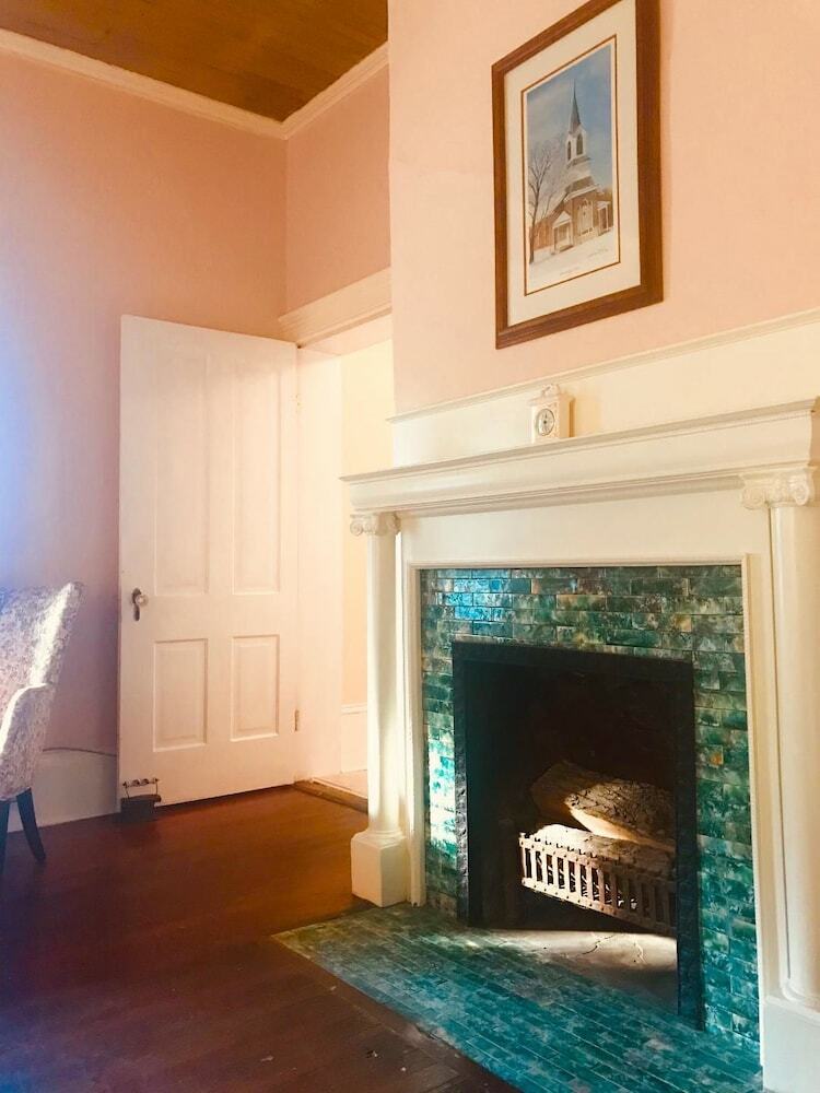 Bed & Breakfast The Gibson House Inn