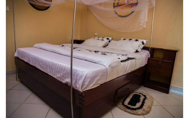 Hotel Pacific Cottages And Guest House