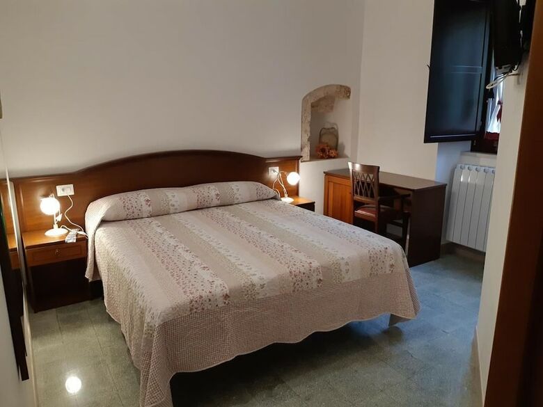Hotel Cantoniera D'umbra