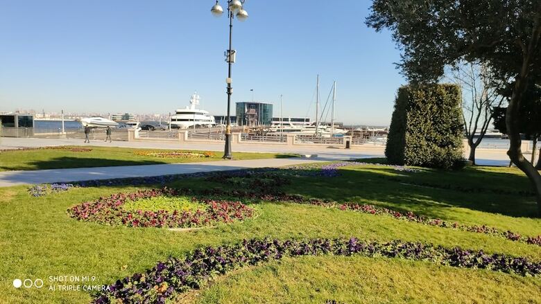 Yacht Club Hotel