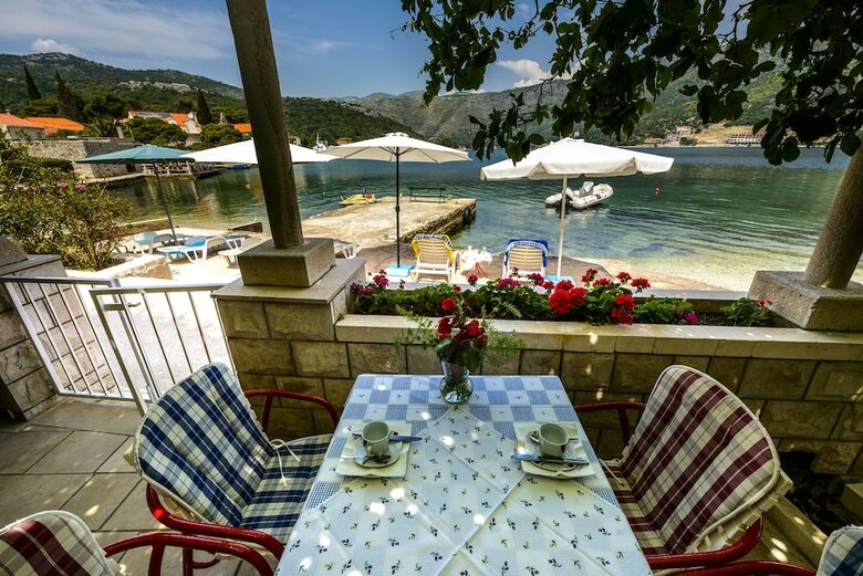 Hotel Villa Mali Raj
