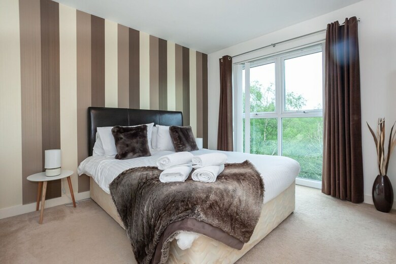 Apartamentos Lakeside View - Manchester Townhouse