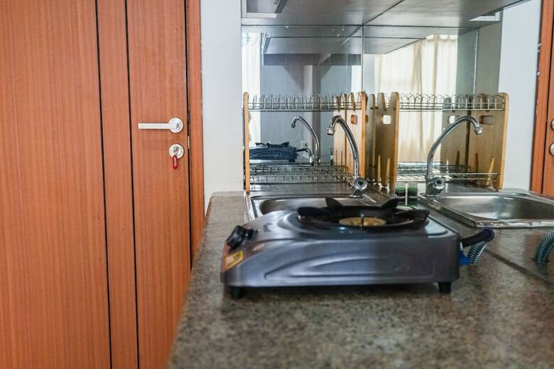 Homey Studio Apartment At Margonda Residence 3