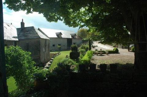 Le Manoir De Presle - G�te