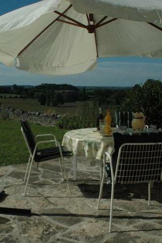 Le Manoir De Presle - G�te