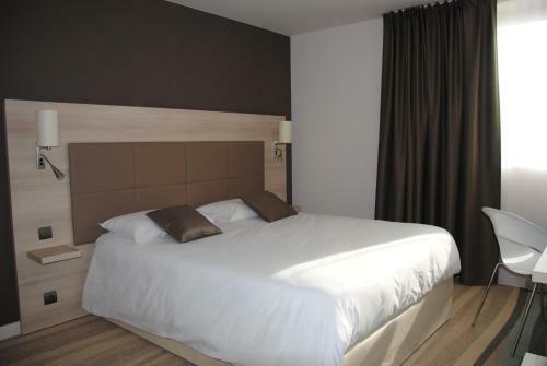 Brit Hotel Vend�e Mer