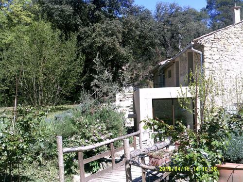 Bed & Breakfast Le Mas Aux Ar�mes
