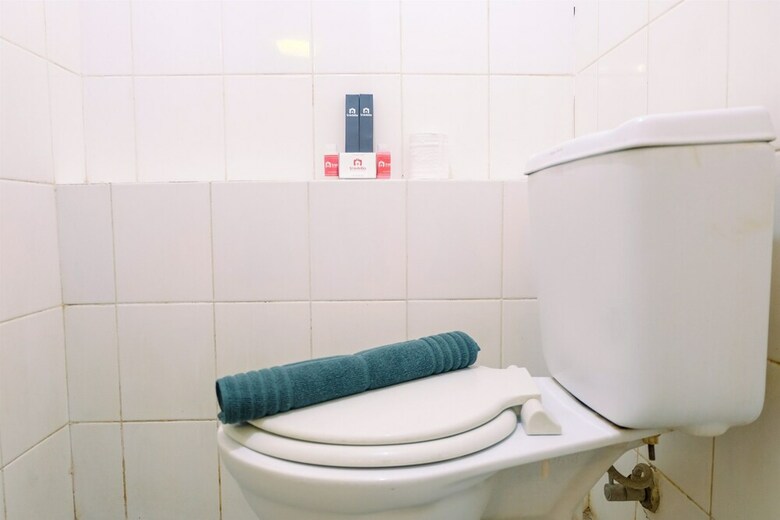 Tidy 2br Kalibata City Apartment
