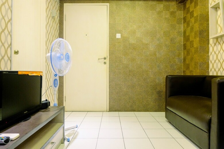 Tidy 2br Kalibata City Apartment