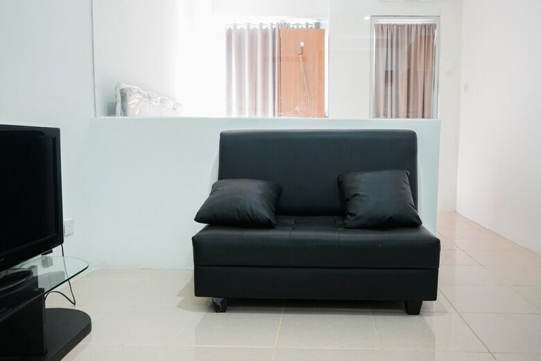 City View Studio Apartment At Titanium Square