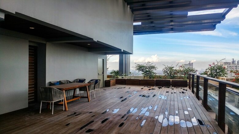 Spacious Elegant 3br Veranda Residence @ Puri Apartment