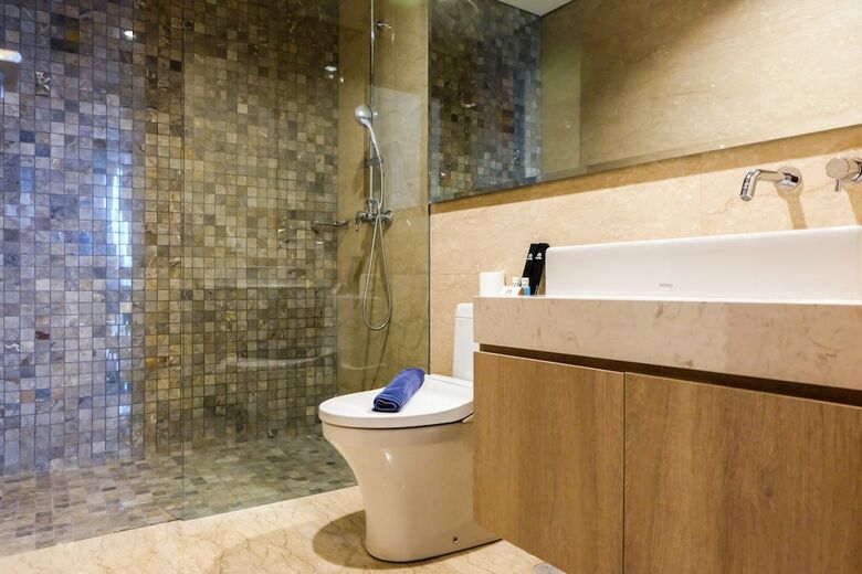 Spacious Elegant 2br Veranda Residence @ Puri Apartment