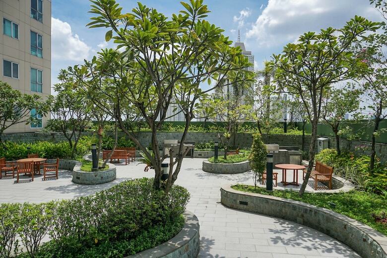Luxurious 3br Gandaria Heights Apartment