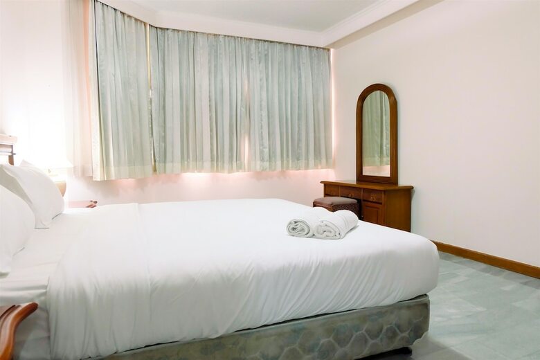 Spacious 3br Senopati Apartment Near Scbd