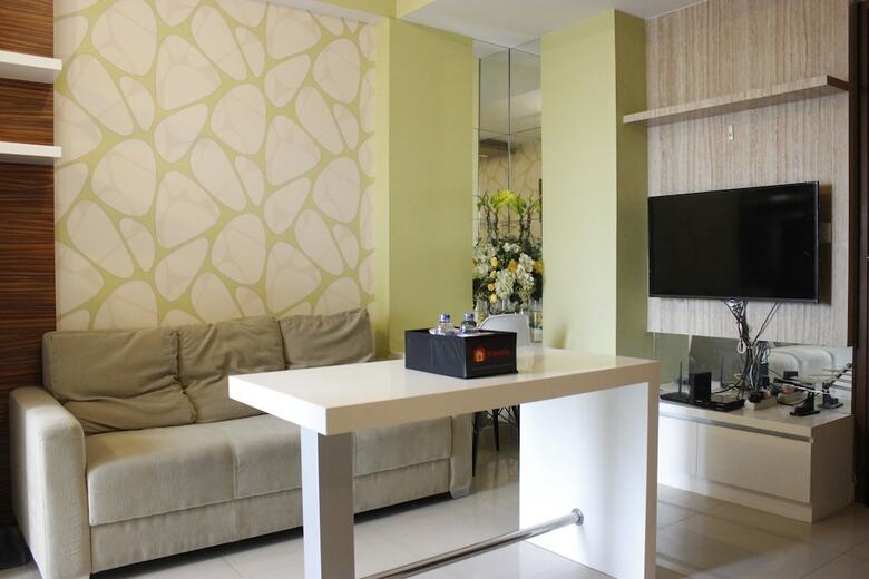 Homey 2br Apartment At Sudirman Suite