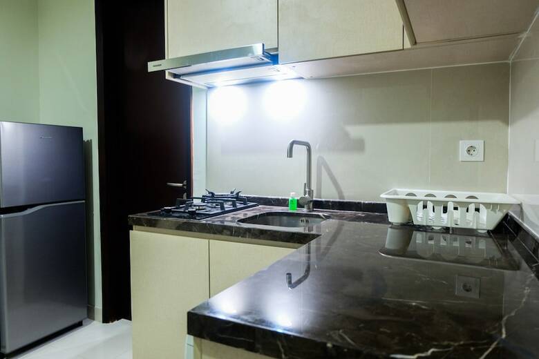 Comfortable 1br Puri Mansion Apartment