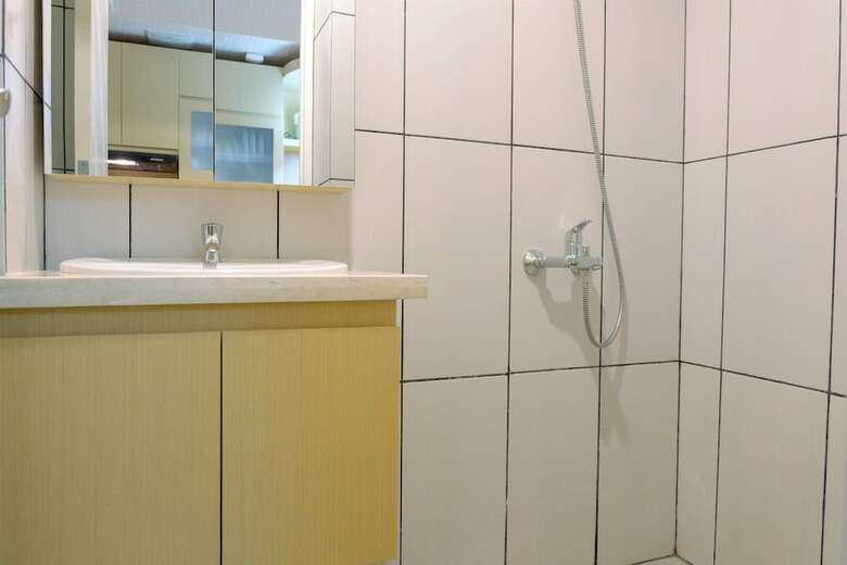 Homey Studio Apartment At Grand Kamala Lagoon