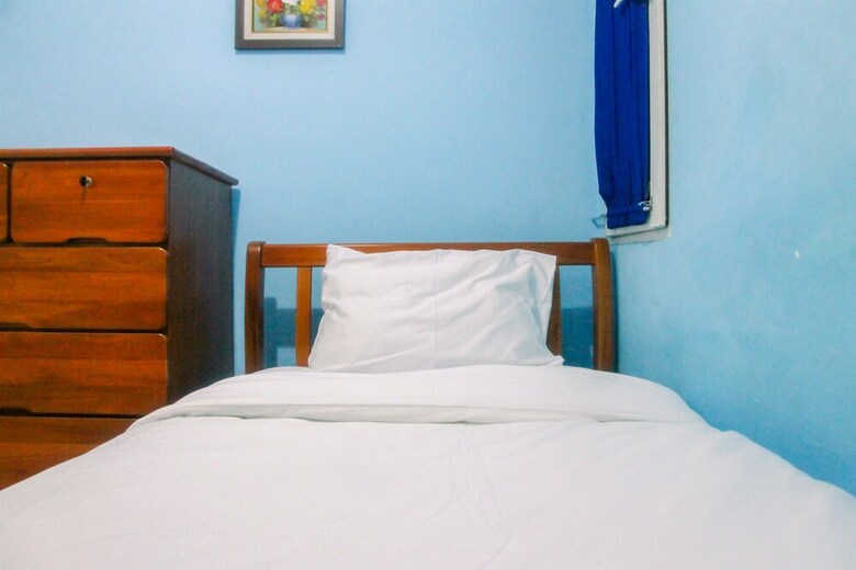 Pool View 2br Apartment @ Mutiara Bekasi