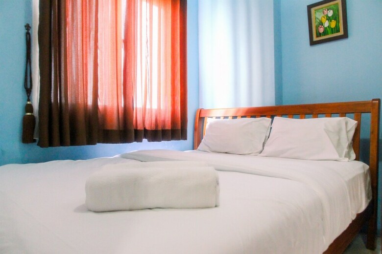 Pool View 2br Apartment @ Mutiara Bekasi