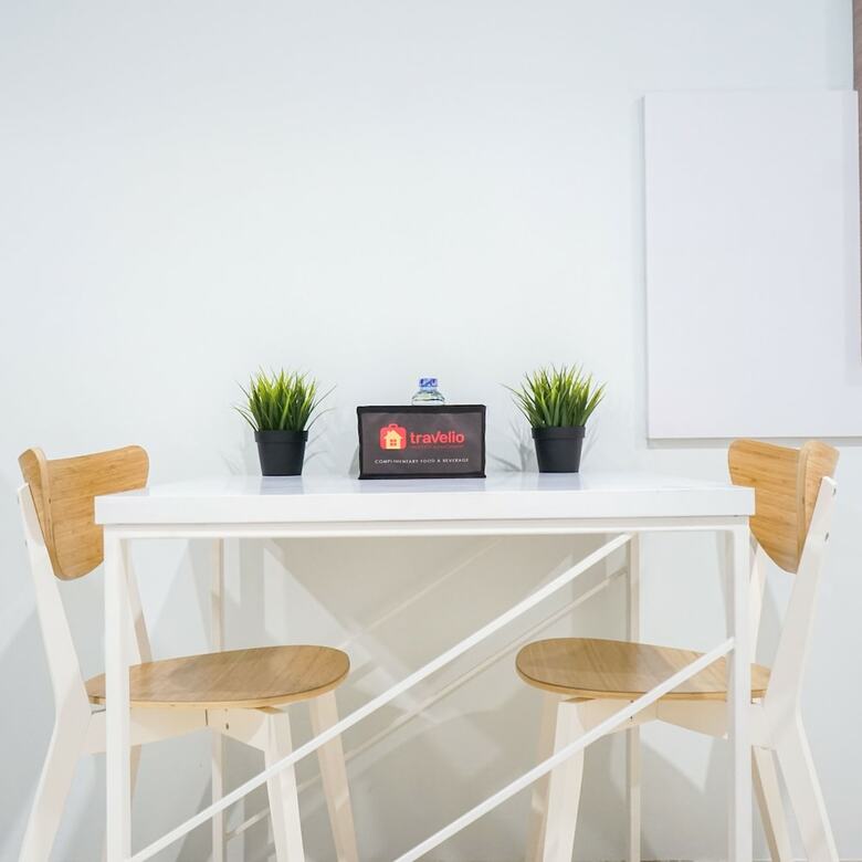 Simply Furnished Studio Room @ Lexington Apartment