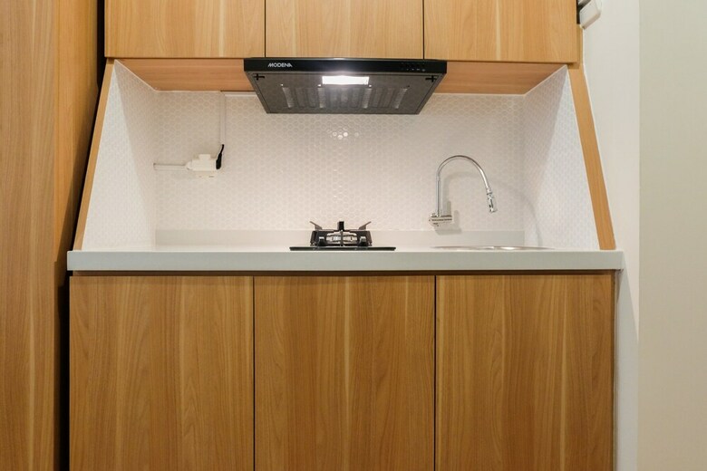 Simply Modern Studio Grand Kamala Lagoon Apartment
