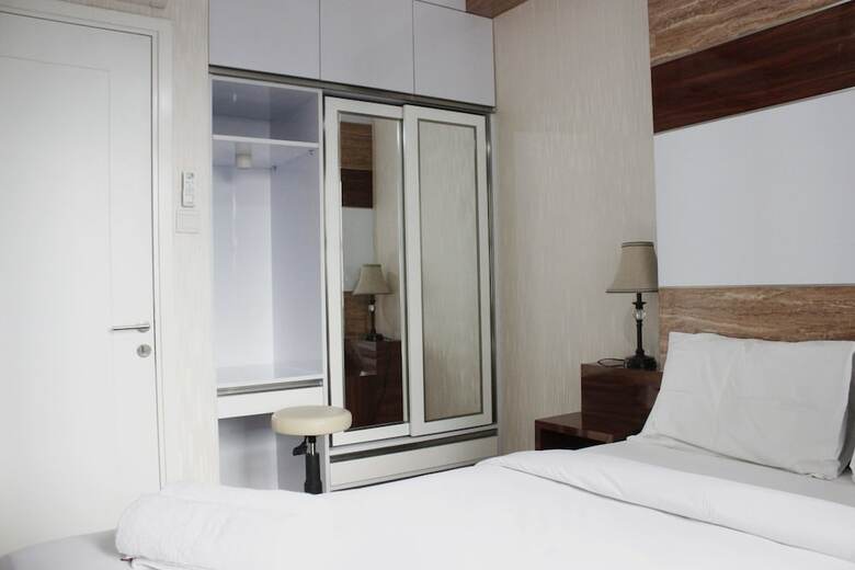 Fabulous 1br Apartment @ Parahyangan Residence