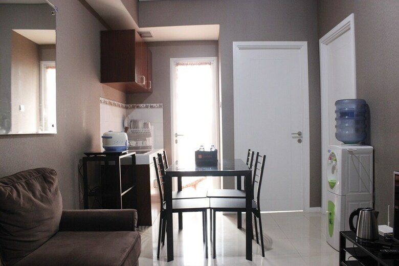 Strategic 2br Parahyangan Residence Apartment